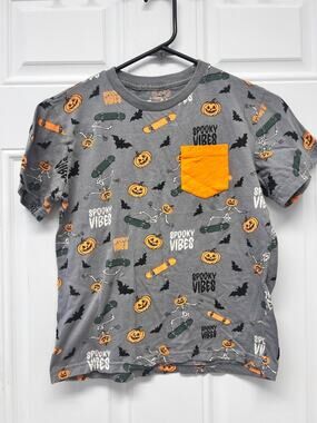 Spooky Vibes Youth 10/12 Med T-Shirt Eighty Eight Brand NOC3553
